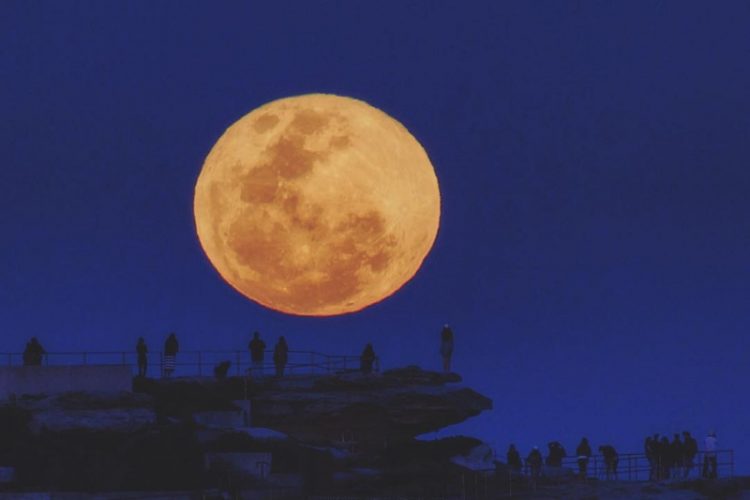 Supermoon