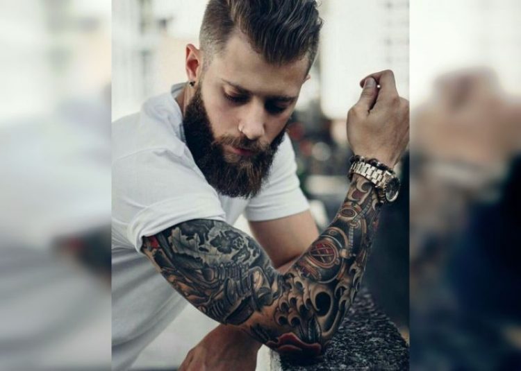 Красивые мужчины с красивыми татуировками