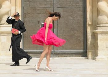 Девушки, которые попали в неловкую ситуацию