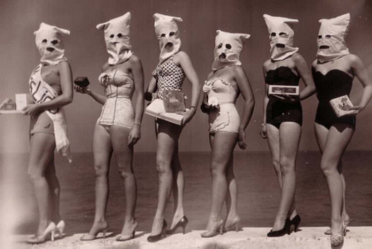 Not Typical 20th Century: 25 Hilarious Photos